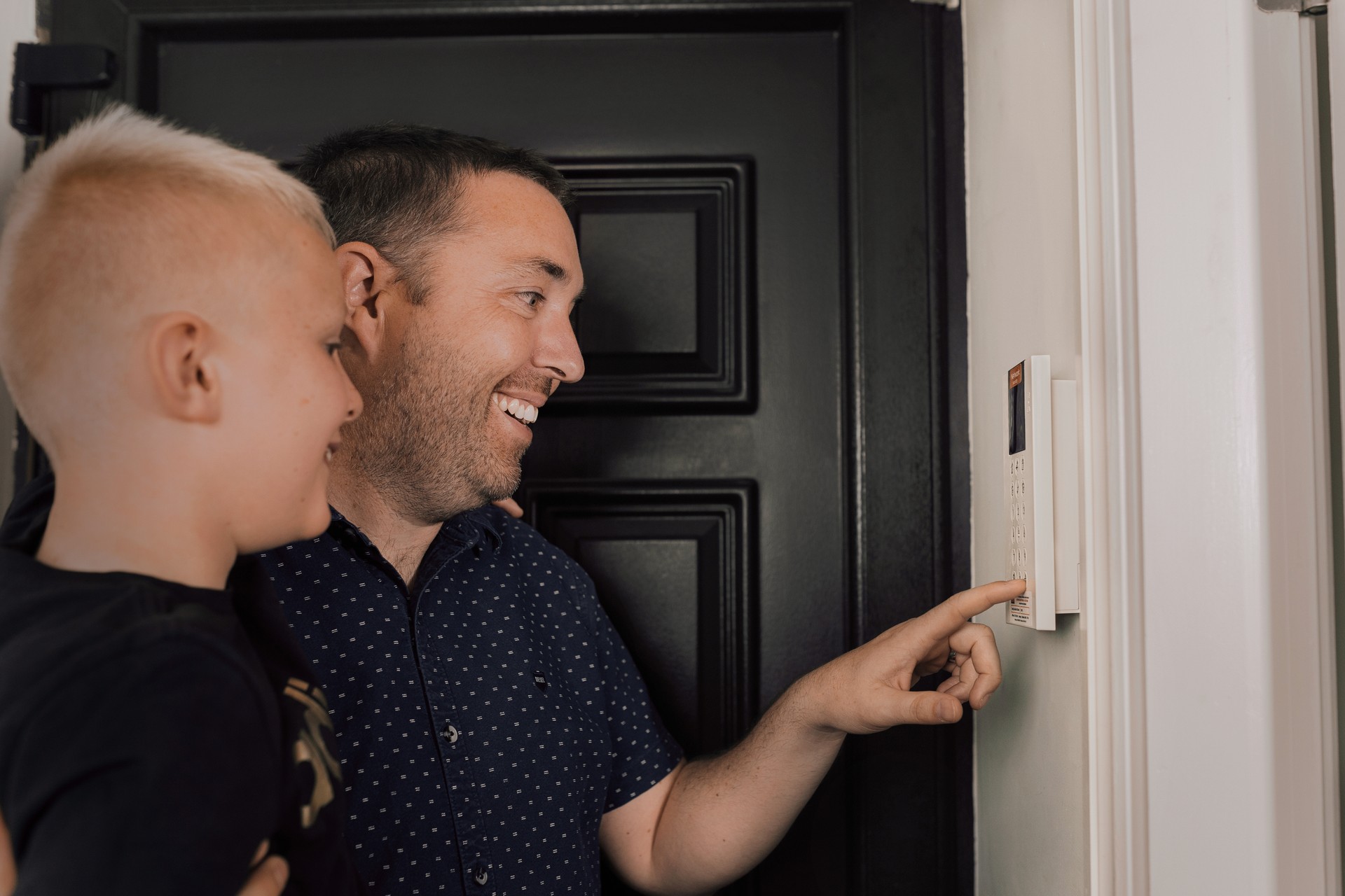 Choosing the right home security system
